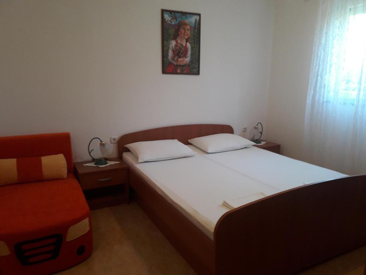 Apartmani Roza Lopar Buitenkant foto