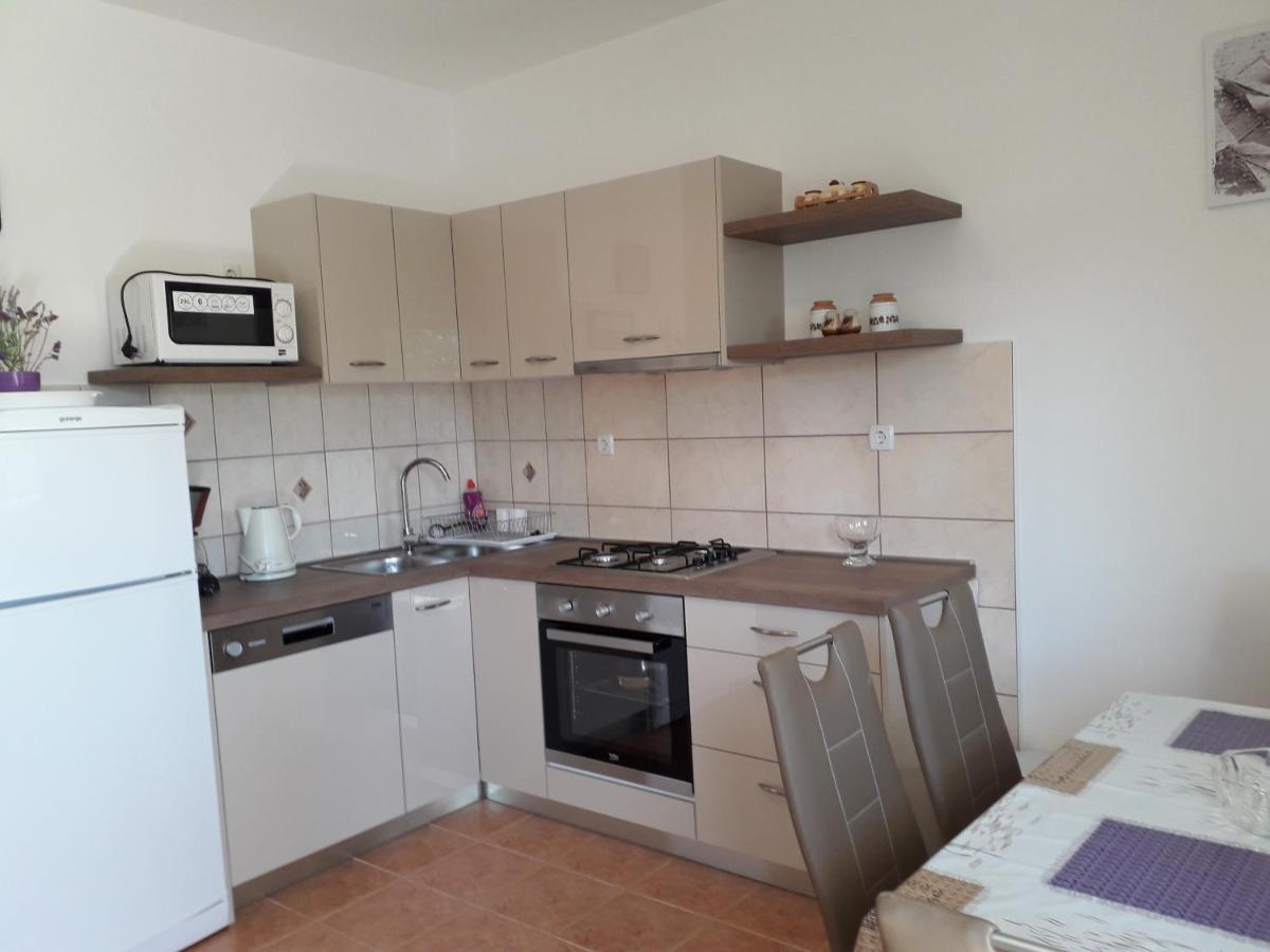 Apartmani Roza Lopar Buitenkant foto