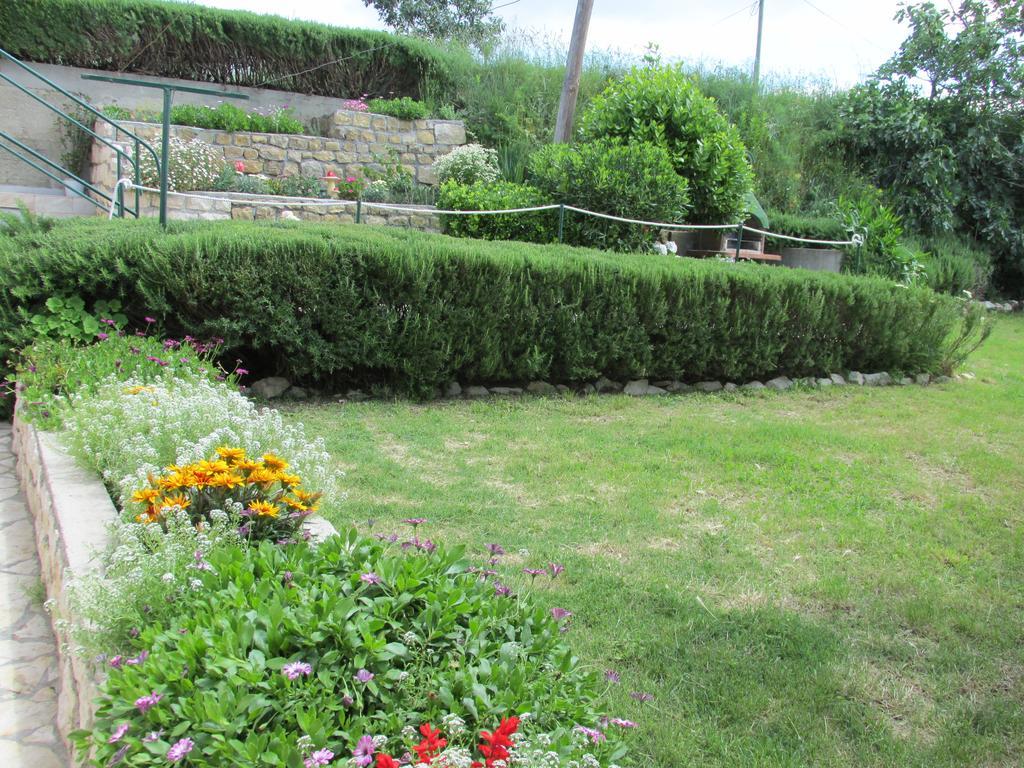 Apartmani Roza Lopar Buitenkant foto